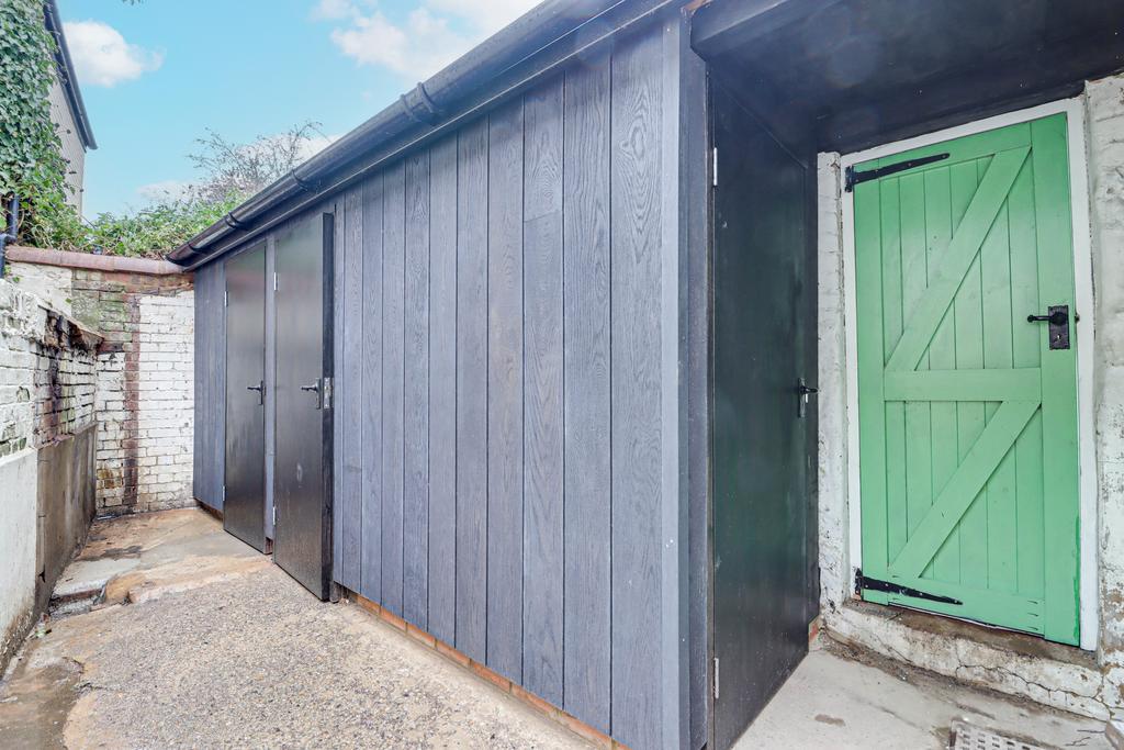 WC and Storage