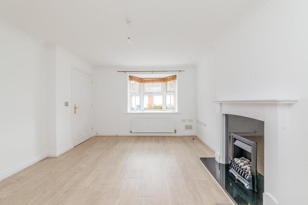 8413984-interior11-800.jpg