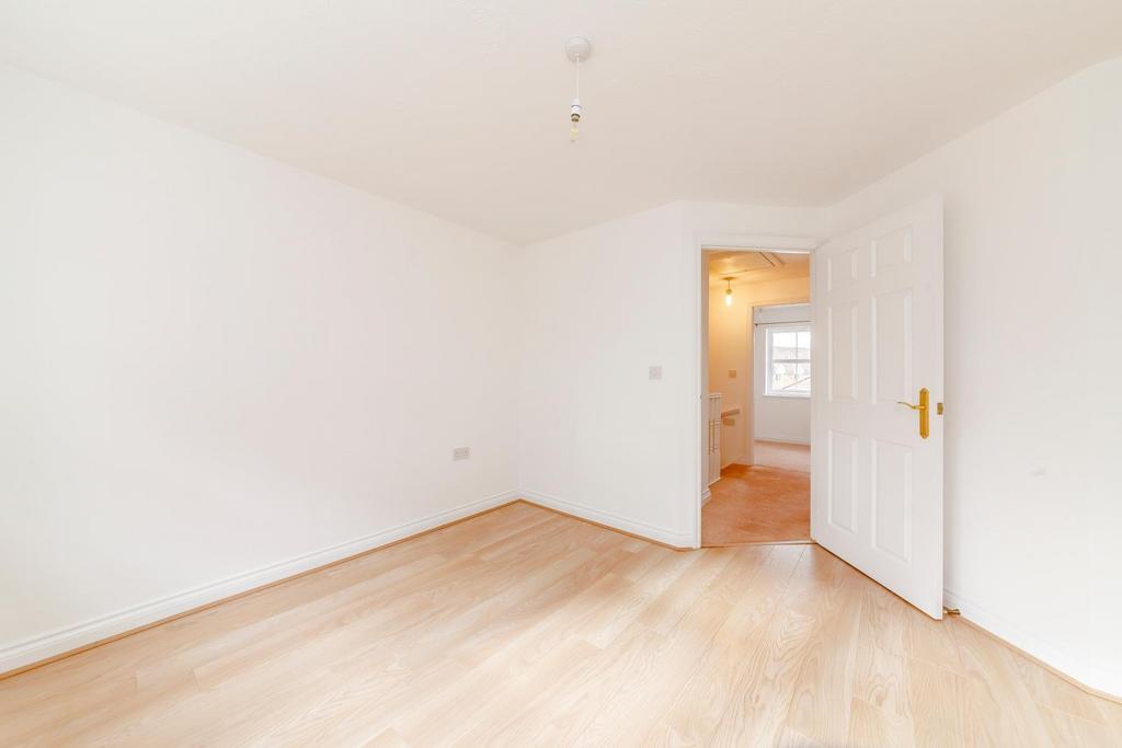 8413984-interior04-800.jpg