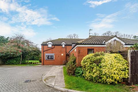 undefined, Chapel Road, Tadworth