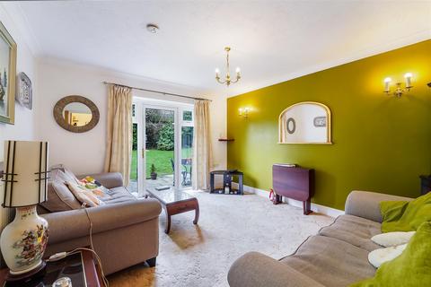 undefined, Chapel Road, Tadworth