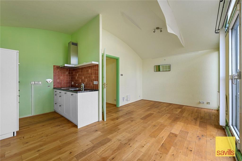 Reception/Kitchen
