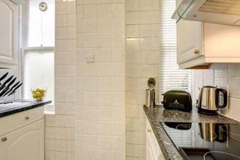 1 bedroom property to rent, Hill Street, London, W1J