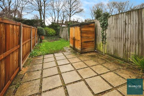 3 bedroom apartment for sale, Dollis Park, Finchley, London, N3