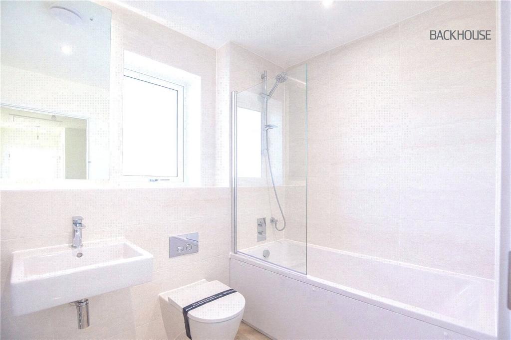 Main Bathroom
