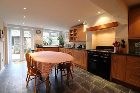 undefined, Salisbury Road, Marlborough, SN8 4AB