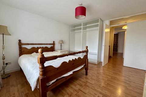 3 bedroom terraced house to rent, Brassey Road, London, NW6