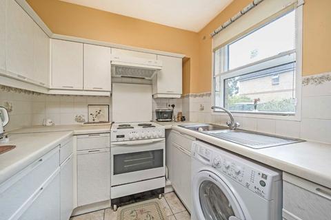 undefined, Taylor Close, Hounslow TW3