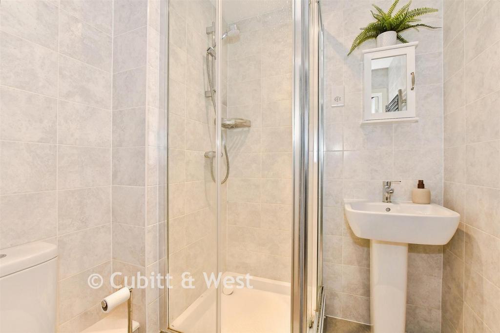 En Suite Shower Room