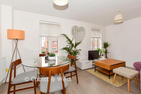 2 bedroom apartment for sale, Markey House, Crawley RH10