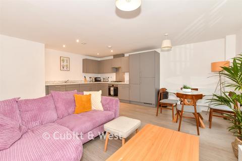 2 bedroom apartment for sale, Markey House, Crawley RH10