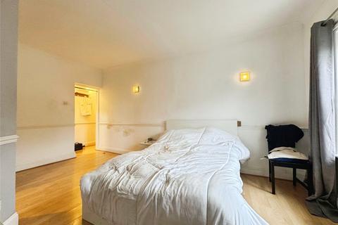 undefined, Castle Hill, Berkshire RG1