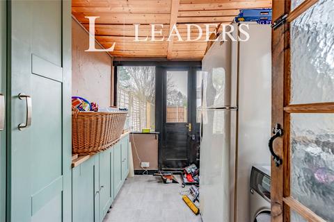 undefined, Ifield Road, RH11