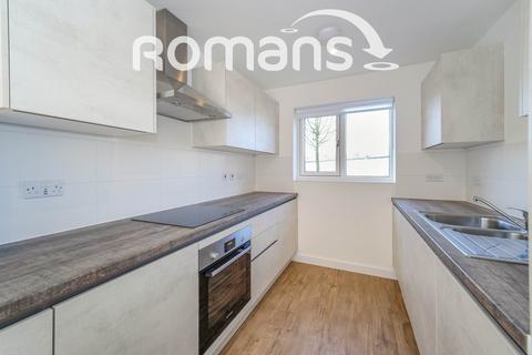 2 bedroom house to rent, Wheldon Lane, Crowthorne, RG45