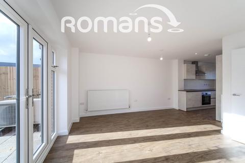 2 bedroom house to rent, Wheldon Lane, Crowthorne, RG45