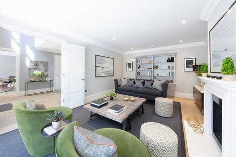 undefined, Wickham Fields, Hazeley Road, Twyford, Hampshire, SO21