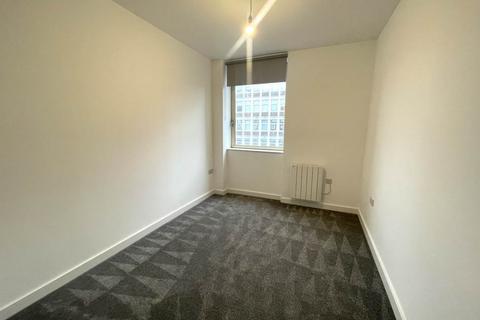 2 bedroom flat to rent, Perrymount Road, Haywards Heath,