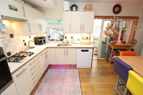 3 bedroom townhouse for sale, Victoria Street, Leicester LE19