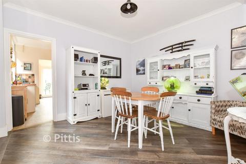 undefined, Broadway, Sandown, Isle of Wight
