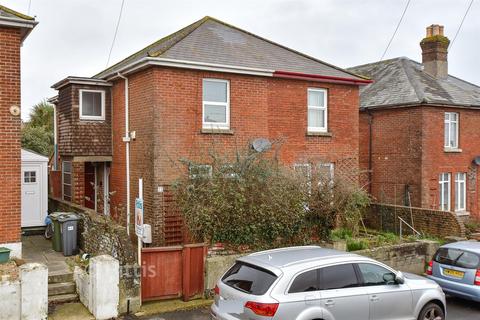 Broadway, Sandown PO36