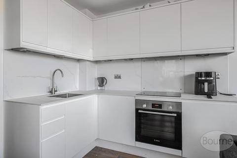 1 bedroom apartment for sale, Power Close, Guildford, Surrey, GU1