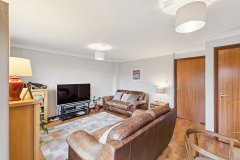 undefined, Hutchison Drive, Scone, PH2