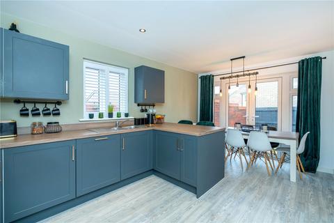 3 bedroom detached house for sale, Newton Abbot Way, Bourne, Lincolnshire, PE10