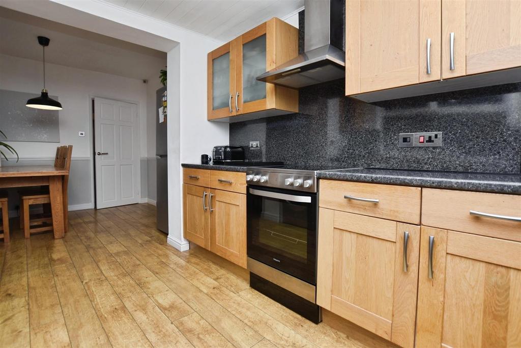 Open Plan Dining/ Breakfast Kitchen