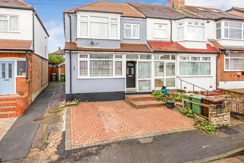 Leafield Road, Sutton