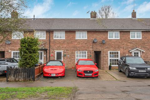 3 bedroom terraced house for sale, Howlands, Welwyn Garden City, Hertfordshire, AL7