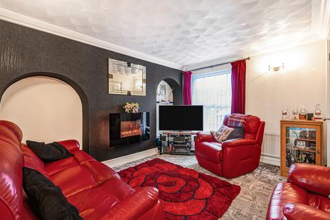 3 bedroom terraced house for sale, Howlands, Welwyn Garden City, Hertfordshire, AL7