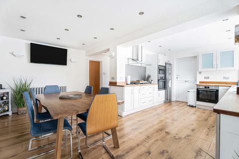 undefined, Great North Road, Welwyn, AL6