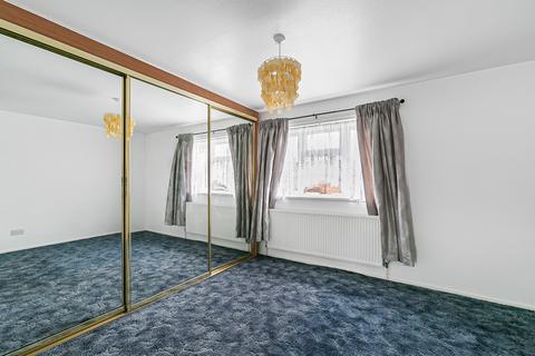 3 bedroom terraced house for sale, Maple Grove, Welwyn Garden City, AL7