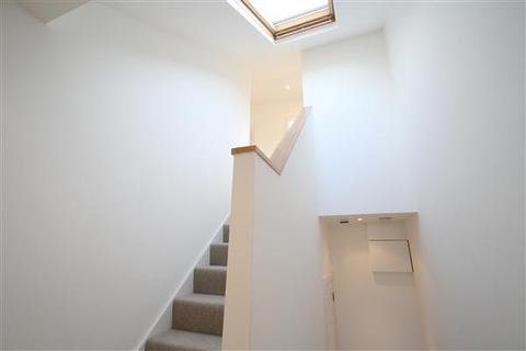 1 bedroom flat to rent, King Street, Hammersmith