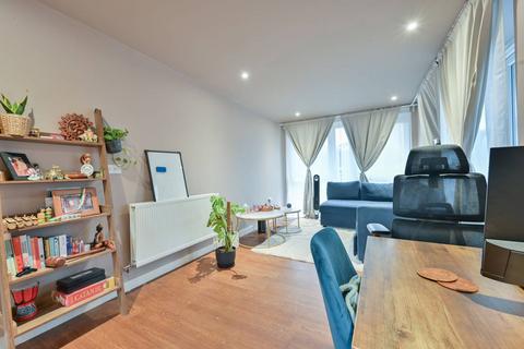 2 bedroom flat to rent, Hitchin Lane, Stanmore, Stanmore, HA7