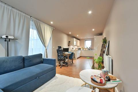 2 bedroom flat to rent, Hitchin Lane, Stanmore, Stanmore, HA7