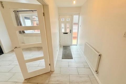 3 bedroom bungalow to rent, Butlers Lane, Sutton Coldfield