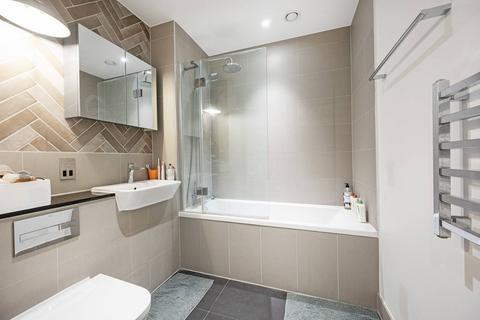 2 bedroom flat for sale, Meldola Yard, Hackney Wick, LONDON, E9
