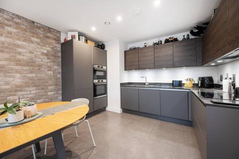 2 bedroom flat for sale, Meldola Yard, Hackney Wick, LONDON, E9