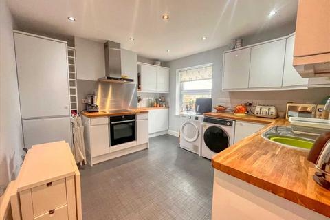 2 bedroom apartment for sale, Frinton on Sea CO13