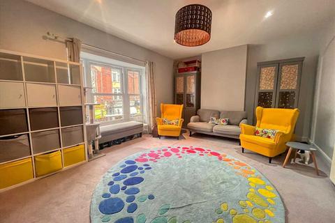 2 bedroom apartment for sale, Frinton on Sea CO13