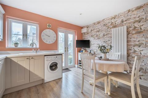 3 bedroom terraced house for sale, Barton Way, Corston, Malmesbury