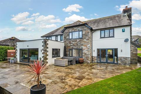 undefined, Dunstan Lane, Saltash PL12