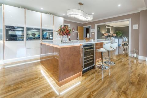 undefined, Dunstan Lane, Saltash PL12