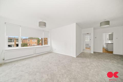 2 bedroom flat to rent, Ferguson Court, Gidea Park RM2