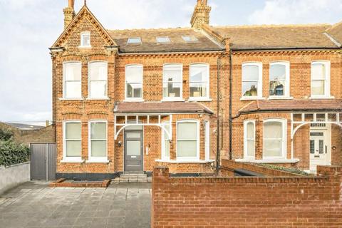 3 bedroom flat for sale, Wavertree Road, LONDON SW2