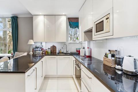 2 bedroom flat to rent, Britten House, Britten Street, Chelsea, SW3