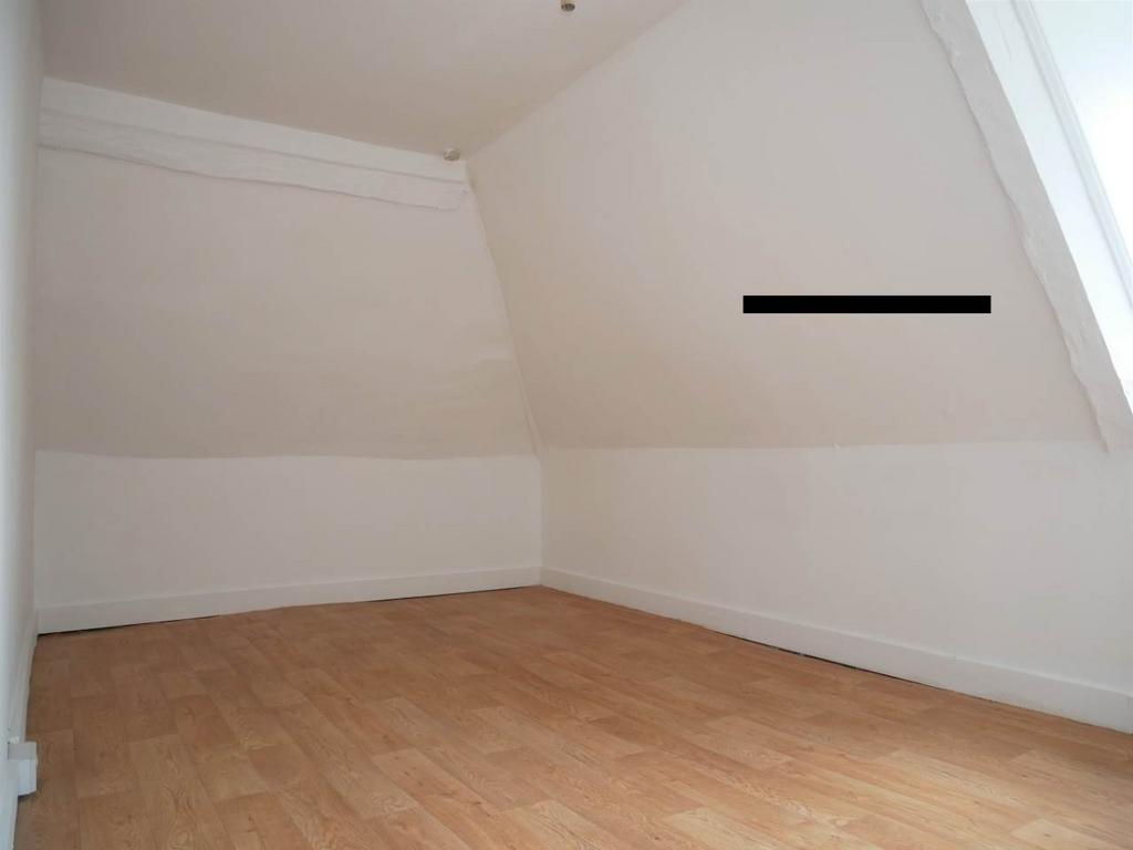 Flat B Livingroom