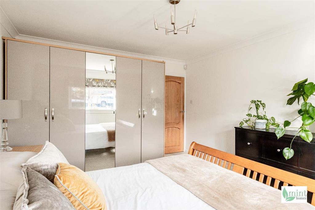 Papercourt Lane - Watermark-30.jpg