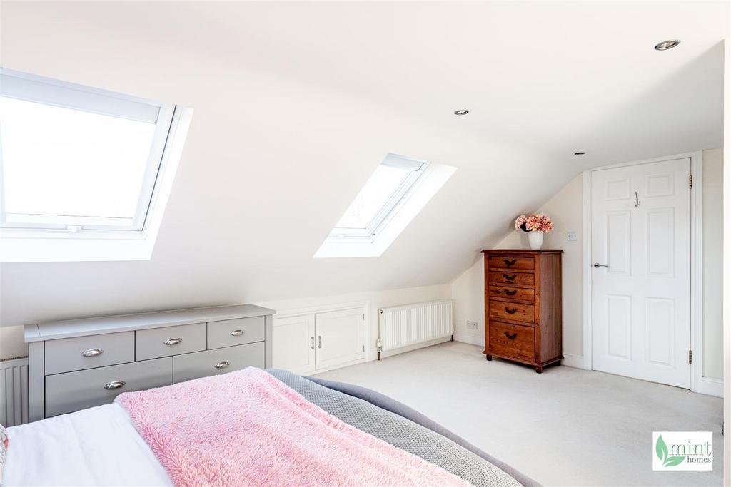 Papercourt Lane - Watermark-14.jpg